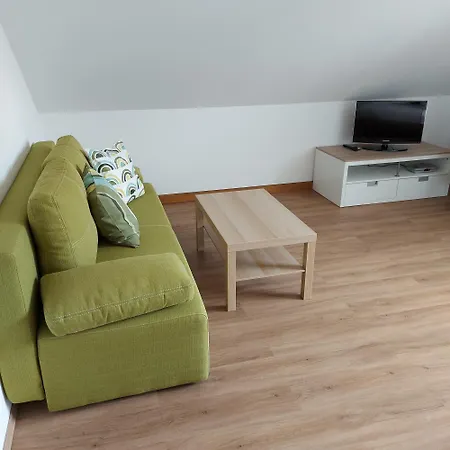 Apartment Am Berg *